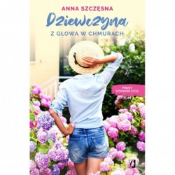 Dziewczyna z głową w...
